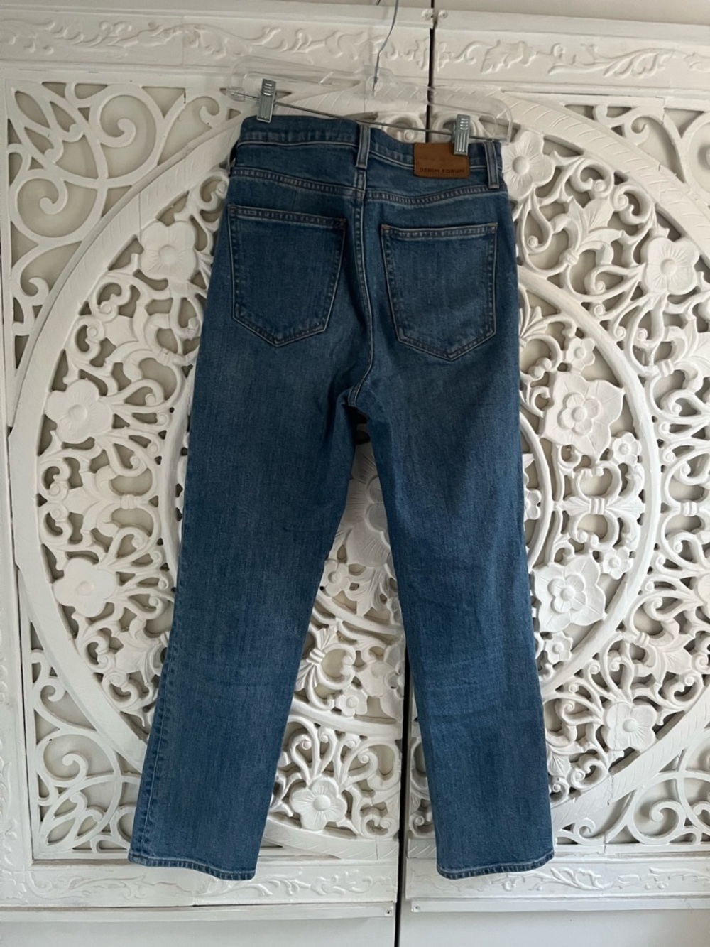 Aritzia Denim Forum The Arlo High Rise Straight Jeans Size 25 Light Wash - Picture 4 of 4